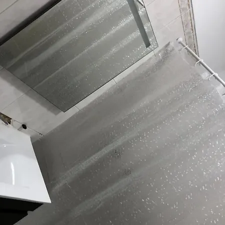 Privat bolig Quarto Calmo E Acolhedor Almada